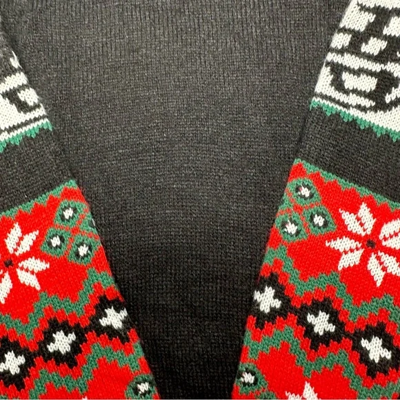 Dragon Ball Z Holiday Sweater Red/Green/White/Black Size 6 - Picture 13 of 16